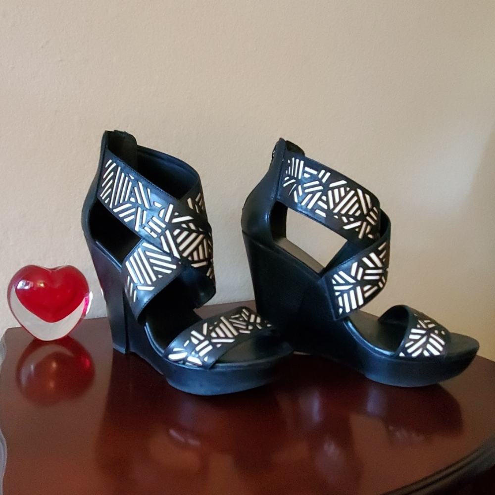 DVF Black n' White Wedges
